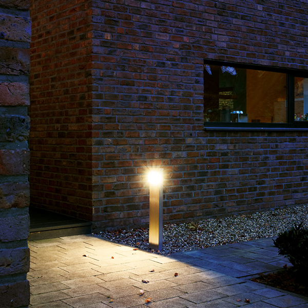 Borne Mox Poller Acier brossé IP44 Jardinchic Borne Mox Poller Acier brossé IP44 Jardinchic