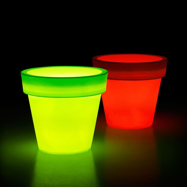 Pot Ikon Lumineux LED RGB Rouge Vert Euro3Plast JardinChic Pot Ikon Lumineux LED RGB Rouge Vert Euro3Plast JardinChic