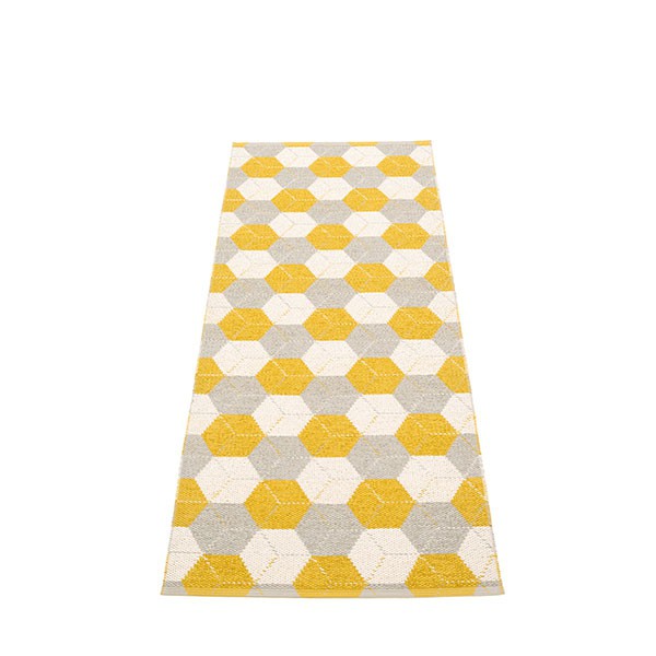 Tapis Trip Mustard 70x140cm Recto Pappelina Jardinchic Tapis Trip Mustard 70x140cm Recto Pappelina Jardinchic