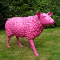 Standbeeld Schapen Gelakt Fuchsia Roze