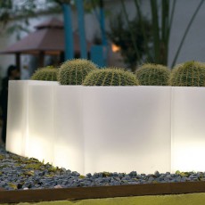 JARDINIERE Licht Cubo