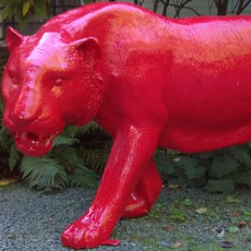 Gelakt Rood Tiger Standbeeld
