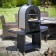 Sfeer buiten La Hacienda Jardinchic pizza oven