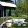 Bank en stoel Sirchester witte tuin Serralunga JardinChic